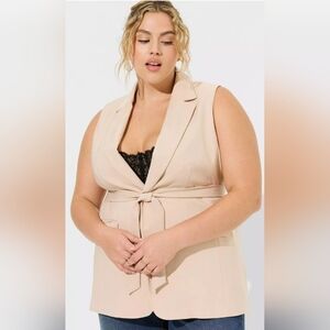 Torrid Studio Refined Crepe Longline Belted Blazer Vest, BNWT, Size 3X